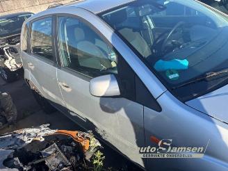 Ford Fiesta  picture 7
