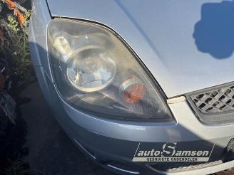 Ford Fiesta  picture 4