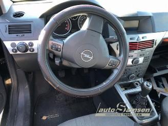 Opel Astra Astra H GTC (L08), Hatchback 3-drs, 2005 / 2011 1.6 16V Twinport picture 9