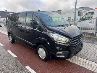 krockskadad bil bedrijf Ford Transit Custom 2.0 TDCI 96KW DC 5P L2H1 LANG AIRCO KLIMA EURO6 2020/6