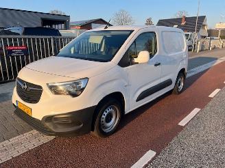 damaged commercial vehicles Opel Combo 1.6d 73kw  AIRCO KLIMA NAVI SCHUIFDEUR EURO6 2019/5