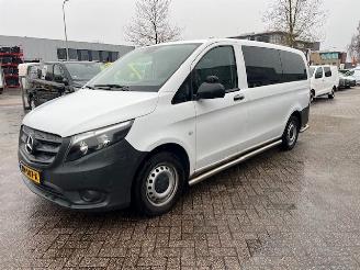 damaged passenger cars Mercedes Vito TOURER 114 2.2 CDI 100KW AUTOM.  LANG PKW BRIEF 8P  KLIMA 2018/12