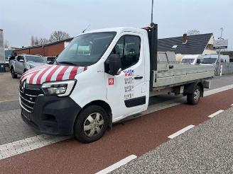 damaged commercial vehicles Renault Master 2.3 DCI 120KW  PICK UP PRITSCHE  AIRCO KLIMA EURO6 2023/5