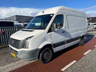 damaged commercial vehicles Volkswagen Crafter 2.0 TDI 100KW L2H2 366  AIRCO KLIMA 2015/10