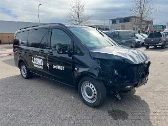 Schadeauto Mercedes Vito 116 CDI 120KW TOURER 9 SITZ AUT. KLIMA LANG 2020/7