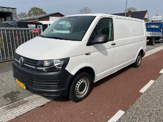 Schade bestelwagen Volkswagen Transporter 2.0 TDI 75KW L2H1 LANG AIRCO KLIMA EURO6 2017/11