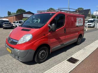 krockskadad bil bedrijf Opel Vivaro 2.0 CDTI 84KW  AIRCO KLIMA EURO5 2014/3