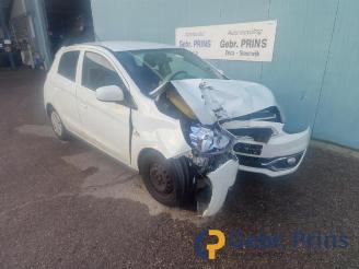 Coche siniestrado Mitsubishi Space-star Space Star (A0), Hatchback, 2012 1.0 12V 2018/9