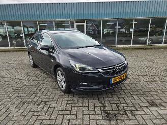 krockskadad bil bromfiets Opel Astra 1.0 Turbo 12V Combi/o  Benzine 999cc 77kW (105pk) TOURER 2018/12