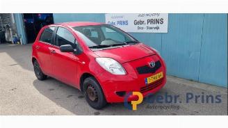 demontáž osobní automobily Toyota Yaris Yaris II (P9), Hatchback, 2005 / 2014 1.0 12V VVT-i 2009/2