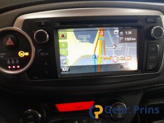 Toyota Yaris Yaris III (P13), Hatchback, 2010 / 2020 1.0 12V VVT-i picture 7