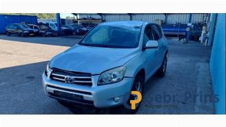 Toyota Rav-4 RAV4 (A3), Terreinwagen, 2005 / 2012 2.2 D-4D 16V 4x4 picture 2