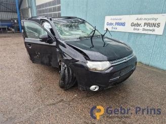 Salvage car Mitsubishi Outlander Outlander (GF/GG), SUV, 2012 / 2022 2.0 16V PHEV 4x4 2013/12