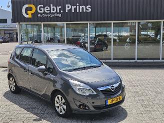 krockskadad bil auto Opel Meriva 1.4 16V Ecotec MPV  Benzine 1.398cc 74kW (101pk) FWD 2012/7