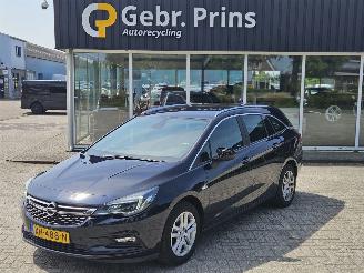 Vaurioauto  passenger cars Opel Astra 1.0 Turbo 12V Combi/o  Benzine 999cc 77kW (105pk) FWD 2019/1