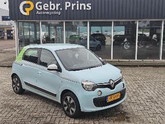 krockskadad bil auto Renault Twingo 1.0 SCe 70 12V Hatchback 4Dr Benzine 999cc 52kW (71pk) RWD 2016/11