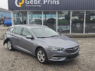 krockskadad bil auto Opel Insignia Insignia Sports Tourer Combi 1.6 AUT 2018/4