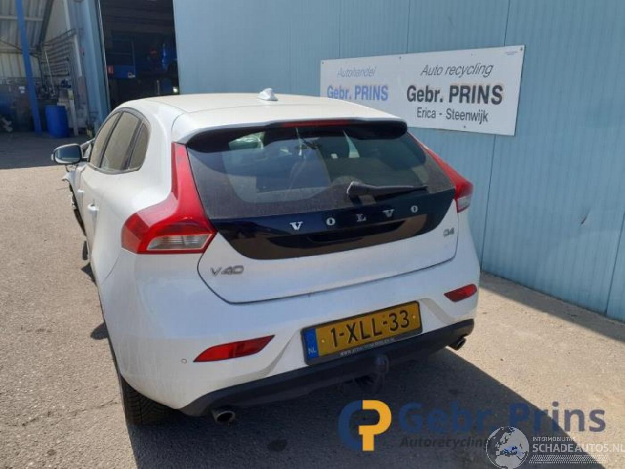 Volvo V-40 V40 (MV), Hatchback 5-drs, 2012 / 2019 2.0 D4 16V