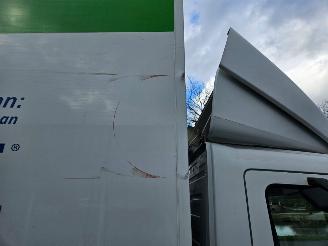 Mercedes Atego Bakwagen 6370cc 170KW picture 2