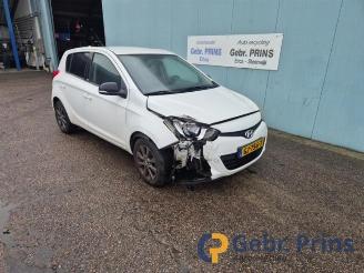 Autoverwertung Hyundai I-20 i20, Hatchback, 2008 / 2015 1.1 CRDi VGT 12V 2014/10