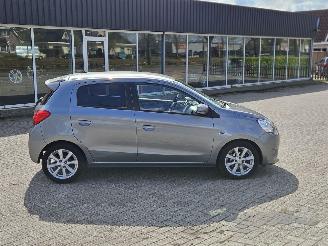 Mitsubishi Space-star 1.2 12V Hatchback  Benzine 1.193cc 59kW (80pk) FWD picture 2