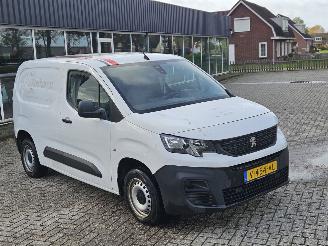 Peugeot Partner 1.6 BlueHDI 75 Bestel  Diesel 1.560cc 55kW (75pk) FWD picture 3
