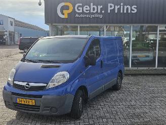 krockskadad bil bedrijf Opel Vivaro 2.5 CDTI 16V Bestel  Diesel 2.464cc 107kW (145pk) 2008/6