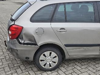 Skoda Fabia 1.4i 16V LPG Combi/o 4Dr Benzine 1.397cc 63kW (86pk) FWD picture 8