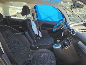 Citroën C3 picasso 1.6 16V VTI 120 MPV  Benzine 1.598cc 88kW (120pk) FWD picture 7