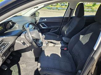 Peugeot 308 1.6 BlueHDi 120 Combi/o 4Dr Diesel 1.560cc 88kW (120pk) FWD 2014-03/2021-06 (LCBHZ) DV6FC; BHZ picture 10