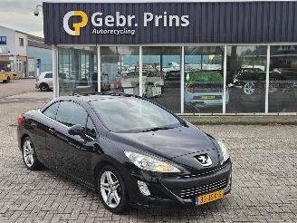 damaged passenger cars Peugeot 308 1.6 16V THP 150 Cabrio  Benzine 1.598cc 110kW (150pk) FWD 2009/8