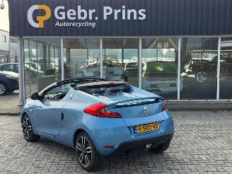 Schadeauto Renault Wind 1.2 16V TCE Cabrio  Benzine 1.149cc 74kW (101pk) FWD 2011/4
