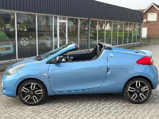 Renault Wind 1.2 16V TCE Cabrio  Benzine 1.149cc 74kW (101pk) FWD picture 2