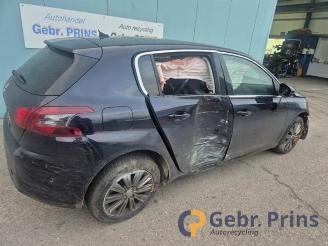disassembly passenger cars Peugeot 308 308 (L3/L8/LB/LH/LP), Hatchback 5-drs, 2013 / 2021 1.2 12V e-THP PureTech 130 2017/11