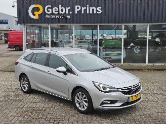 Avarii autoturisme Opel Astra SPORTS TOURER+ 1.0 Turbo 12V Combi/o  Benzine 999cc 77kW (105pk) FWD 1999/6