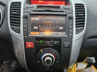 Kia Venga 1.4 CVVT 16V MPV  Benzine 1.396cc 66kW (90pk) FWD picture 12