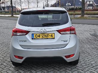 Hyundai Ix20 1.4i 16V SUV  Benzine 1.396cc 66kW (90pk) FWD picture 4