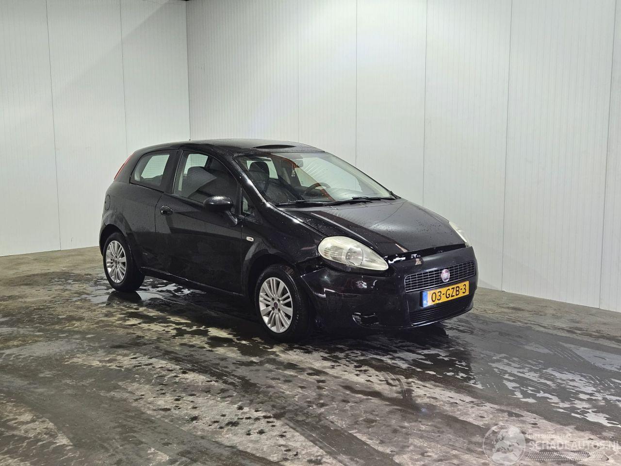 Fiat Punto 1.2 Hatchback  Benzine 1.242cc 48kW (65pk) FWD