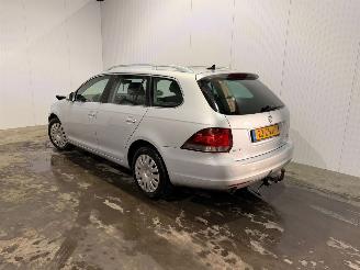 Schadeauto Volkswagen Golf 1.6 TDI 16V 105 Combi/o  Diesel 1.596cc 77kW (105pk) FWD 2013/4