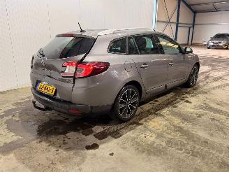 Avarii autoturisme Renault Mégane 1.2 16V TCE 115 Combi/o 4Dr Benzine 1.197cc 85kW (116pk) FWD 2013/2