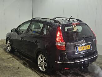 skadebil auto Hyundai I-30 1.6 CVVT 16V Combi/o  Benzine 1.591cc 93kW (126pk) FWD 2010/6