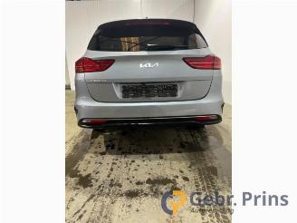 Kia Cee d Ceed Sportswagon (CDF), Combi 5-drs, 2018 1.0i T-GDi 12V picture 3