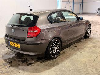 krockskadad bil auto BMW 1-serie 116i 1.6 16V Hatchback 2Dr Benzine 1.597cc 90kW (122pk) RWD 2008/8