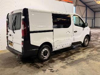 damaged commercial vehicles Opel Vivaro 1.6 CDTI 115 Bestel  Diesel 1.598cc 85kW (116pk) FWD 2015/3