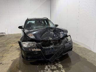 BMW 3-serie 335d 24V Combi/o  Diesel 2.993cc 210kW (286pk) RWD picture 4