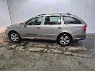 Skoda Octavia 1.2 TSI Combi/o 4Dr Benzine 1.197cc 77kW (105pk) FWD picture 5