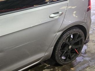 Volkswagen Golf 1.2 TSI 16V Hatchback  Benzine 1.197cc 63kW (86pk) FWD picture 8