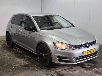 Volkswagen Golf 1.2 TSI 16V Hatchback  Benzine 1.197cc 63kW (86pk) FWD picture 3