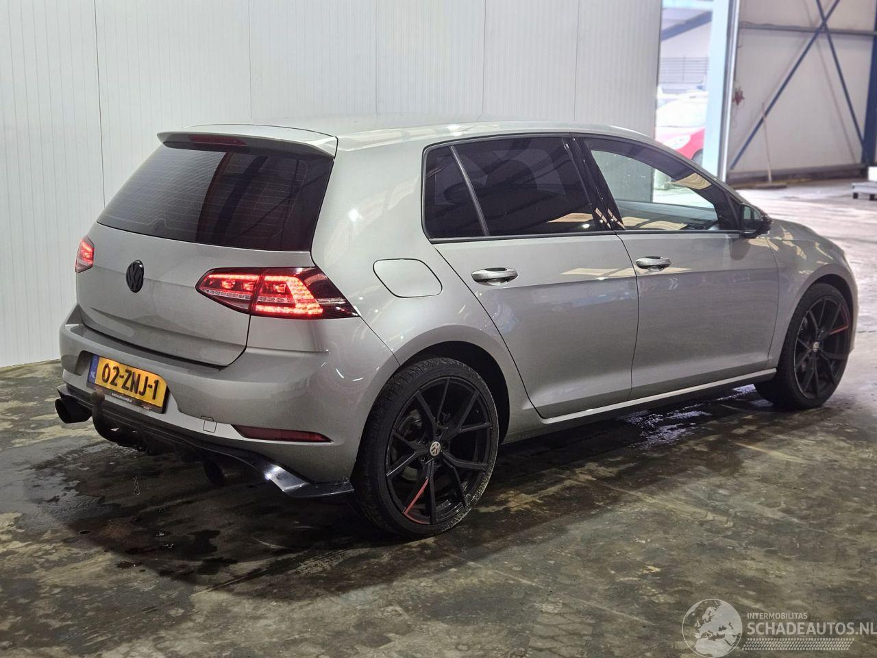 Volkswagen Golf 1.2 TSI 16V Hatchback  Benzine 1.197cc 63kW (86pk) FWD