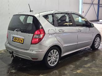 Avarii autoturisme Mercedes A-klasse 2.0 A-180 CDI 16V 5-Drs. Hatchback 4Dr Diesel 1.991cc 80kW (109pk) FWD 2009/9